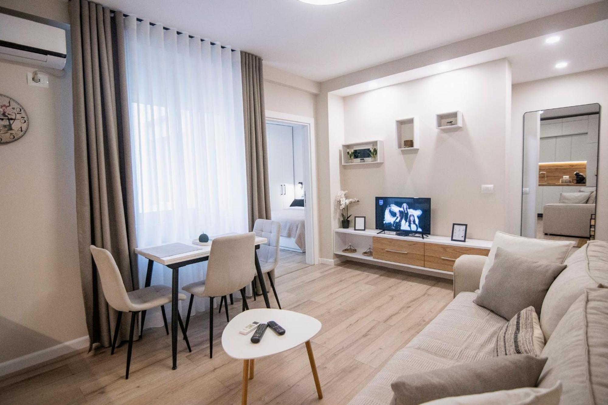 Apartment Mabel Tirana